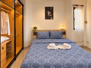 Casa en alquiler de 4 habitaciones en Bang Lamung, Chonburi