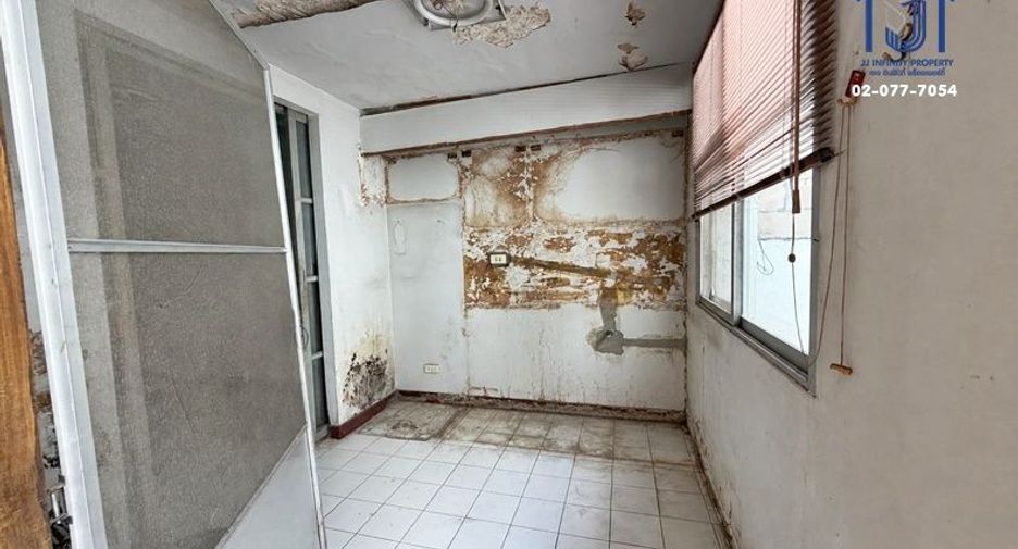 出售 3 卧室 公寓 在 Bang Phli, Samut Prakan