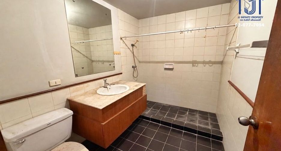 出售 3 卧室 公寓 在 Bang Phli, Samut Prakan