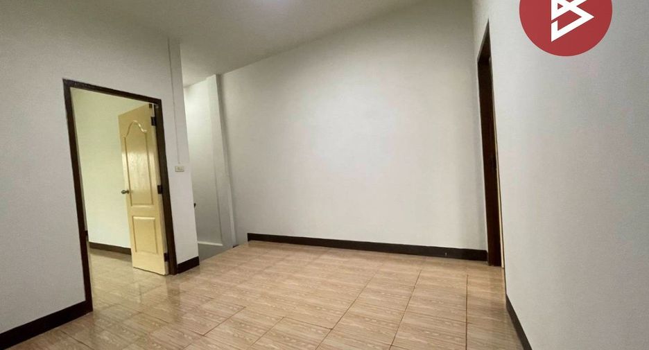 Продажа 2 спальни таунхаус в Mueang Prachinburi, Прачинбури