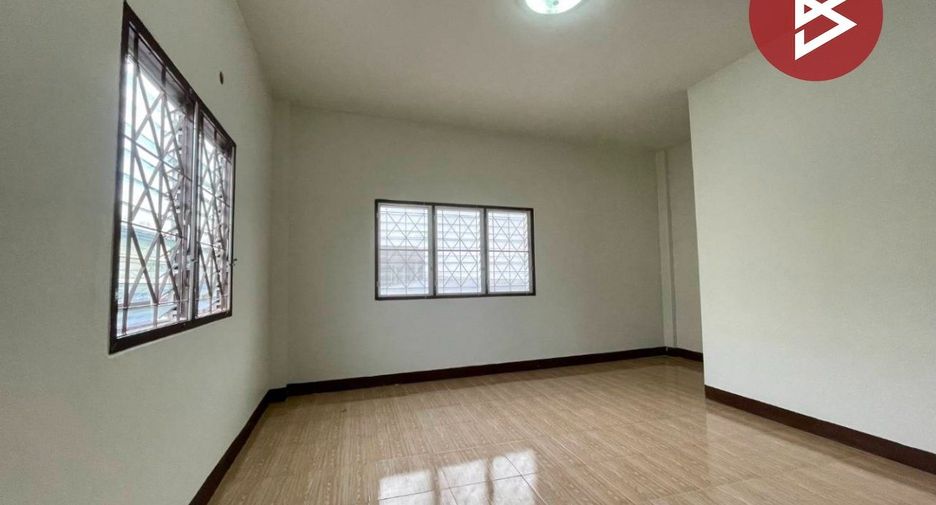 Продажа 2 спальни таунхаус в Mueang Prachinburi, Прачинбури