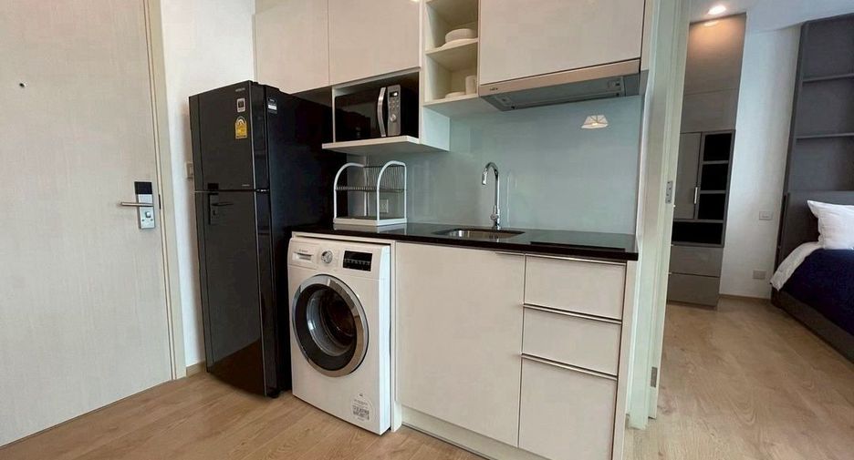 À louer 1 chambre condo à Watthana, Bangkok