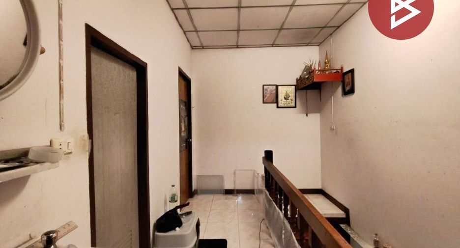 Reihenhaus zum Kauf mit 2 Zimmer in Khan Na Yao, Bangkok