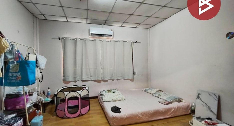 Reihenhaus zum Kauf mit 2 Zimmer in Khan Na Yao, Bangkok