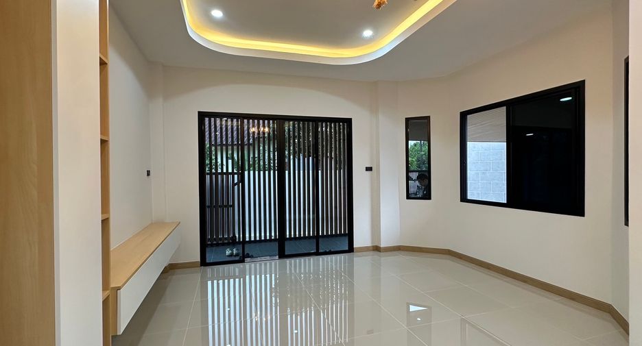 For sale 3 bedrooms house in Bueng Kum, Bangkok