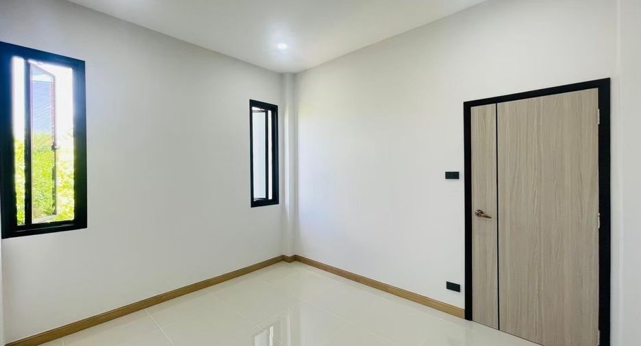 For sale 3 bedrooms house in Bueng Kum, Bangkok