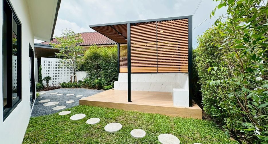 For sale 3 bedrooms house in Bueng Kum, Bangkok