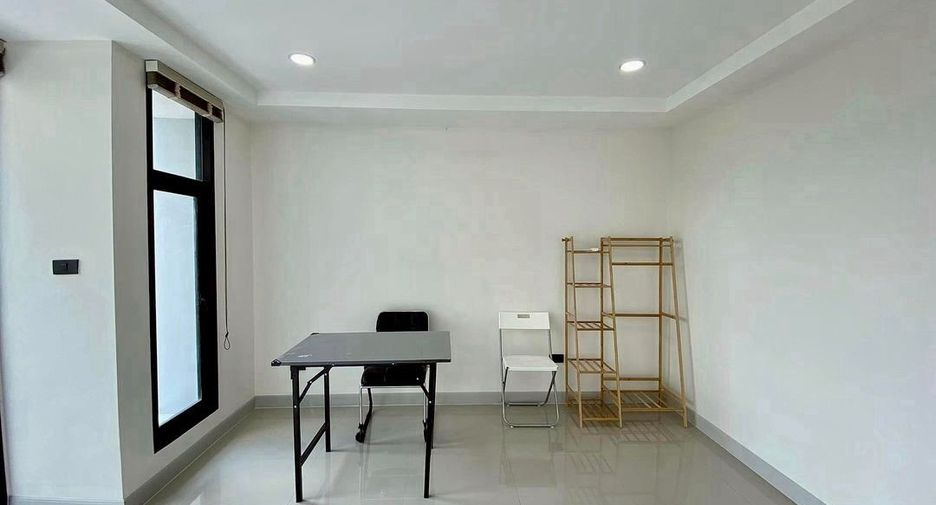For sale 3 bedrooms house in Bang Na, Bangkok