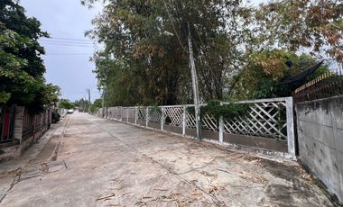 出售 土地 在 Ban Chang, Rayong
