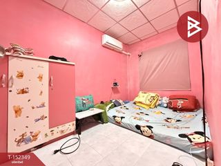 Casa adosada en venta de 4 habitaciones en Phutthamonthon, Nakhon Pathom