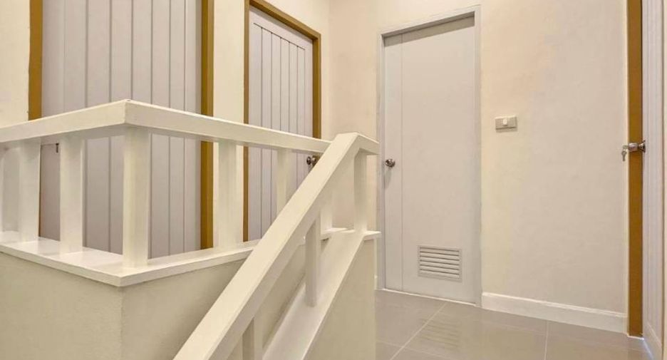 Casa adosada en venta de 3 habitaciones en Thalang, Phuket