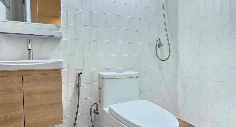 Casa adosada en venta de 3 habitaciones en Thalang, Phuket