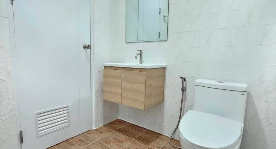 Casa adosada en venta de 3 habitaciones en Thalang, Phuket