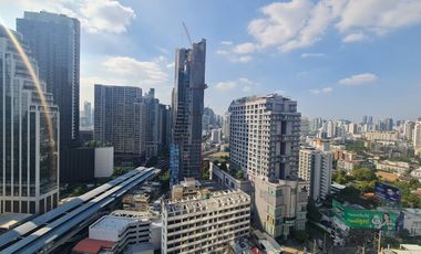 For sale 2 bedrooms condo in Khlong Toei, Bangkok