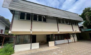 For sale and for rent land in Watthana, Bangkok