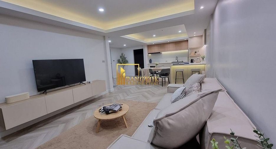 ให้เช่า และ ขาย 4 ห้องนอน ทาวน์เฮ้าส์ ใน วัฒนา, กรุงเทพฯ