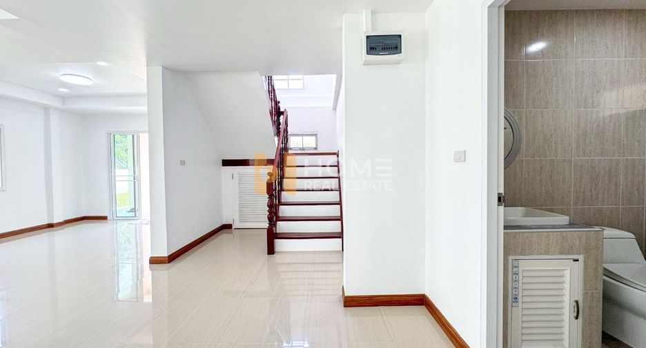 Продажа 4 спальни дом в Mueang Nonthaburi, Нонтабури