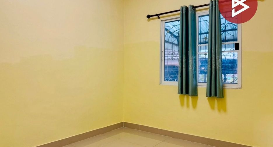For sale 3 bedrooms townhouse in Thung Khru, Bangkok