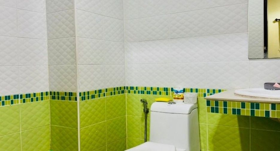 For sale 3 bedrooms townhouse in Thung Khru, Bangkok