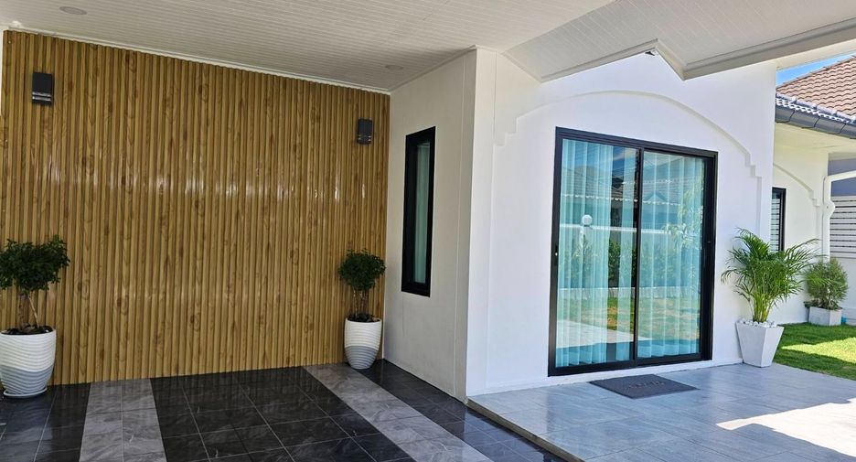For sale 3 bedrooms house in Bang Lamung, Chonburi