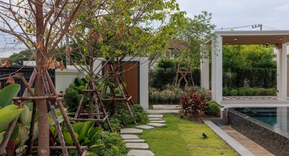 Villa zum Kauf mit 6 Zimmer in Saraphi, Chiang Mai