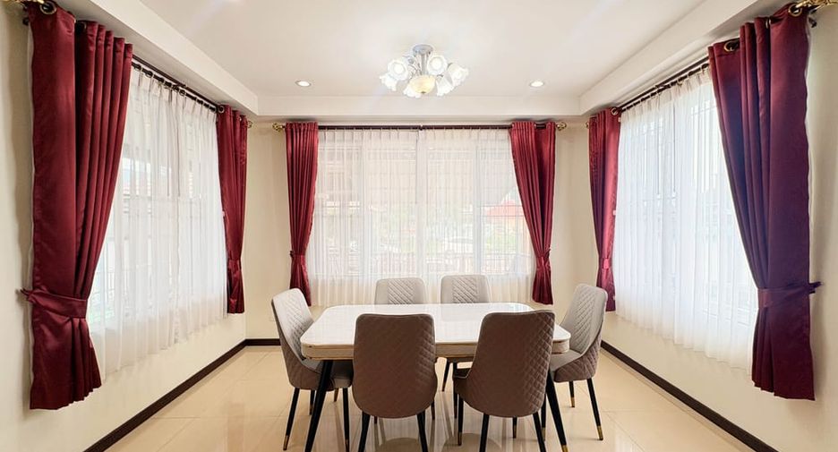For rent 3 ベッドルーム villa in Bang Lamung, Chonburi