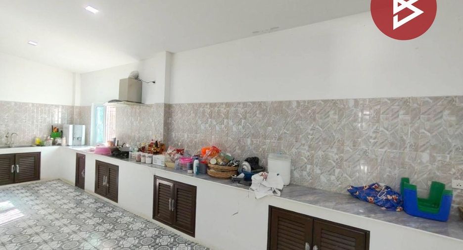 Haus zum Kauf mit 3 Zimmer in Mueang Nakhon Sawan, Nakhon Sawan