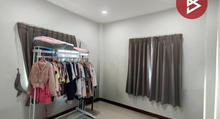 Haus zum Kauf mit 3 Zimmer in Mueang Nakhon Sawan, Nakhon Sawan