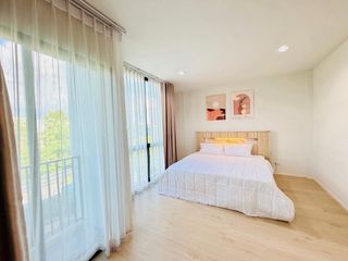 Casa adosada en alquiler y en venta de 3 habitaciones en Don Mueang, Bangkok