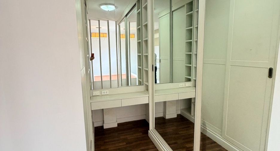 Haus zum Kauf mit 3 Zimmer in Bang Phli, Samut Prakan