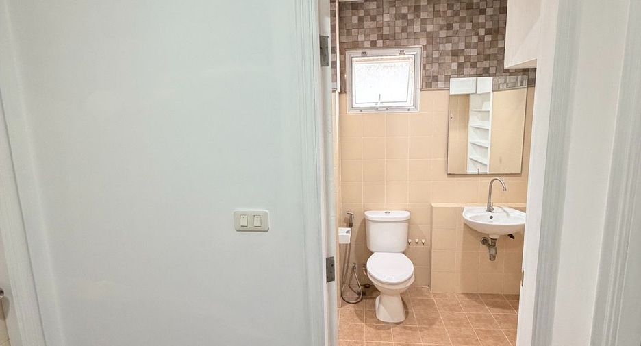 Haus zum Kauf mit 3 Zimmer in Bang Phli, Samut Prakan