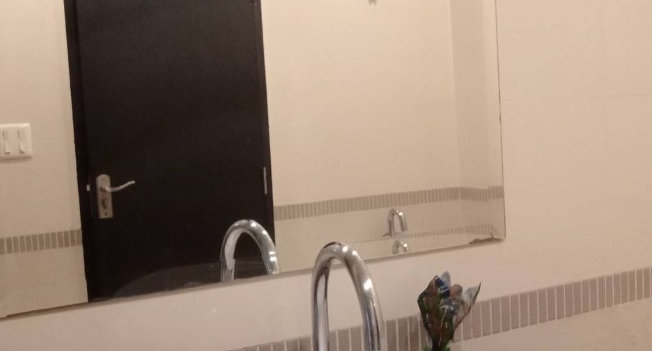 For rent 1 bed condo in Phaya Thai, Bangkok