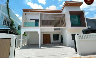 For sale 5 ベッドルーム house in Wang Thonglang, Bangkok