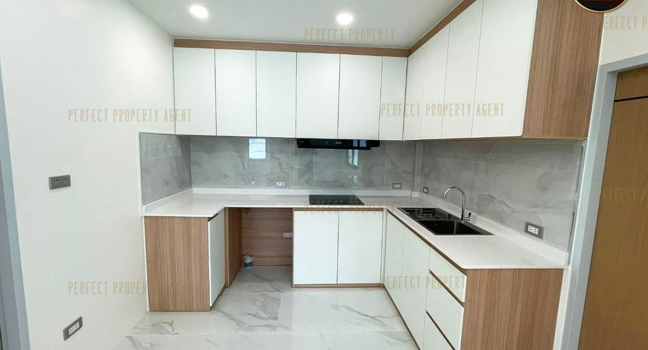 Casa en venta de 5 habitaciones en Wang Thonglang, Bangkok