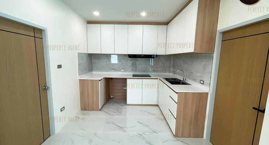Casa en venta de 5 habitaciones en Wang Thonglang, Bangkok