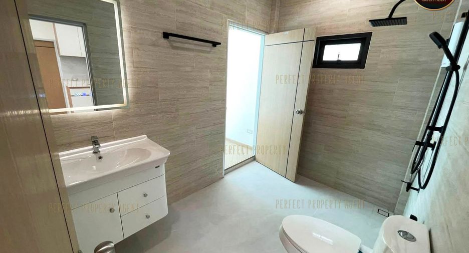 Casa en venta de 5 habitaciones en Wang Thonglang, Bangkok