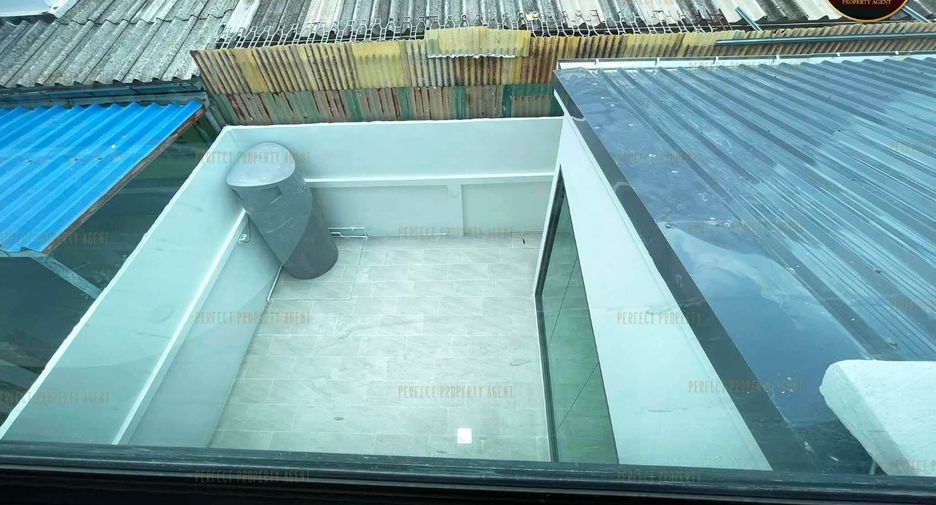 Casa en venta de 5 habitaciones en Wang Thonglang, Bangkok