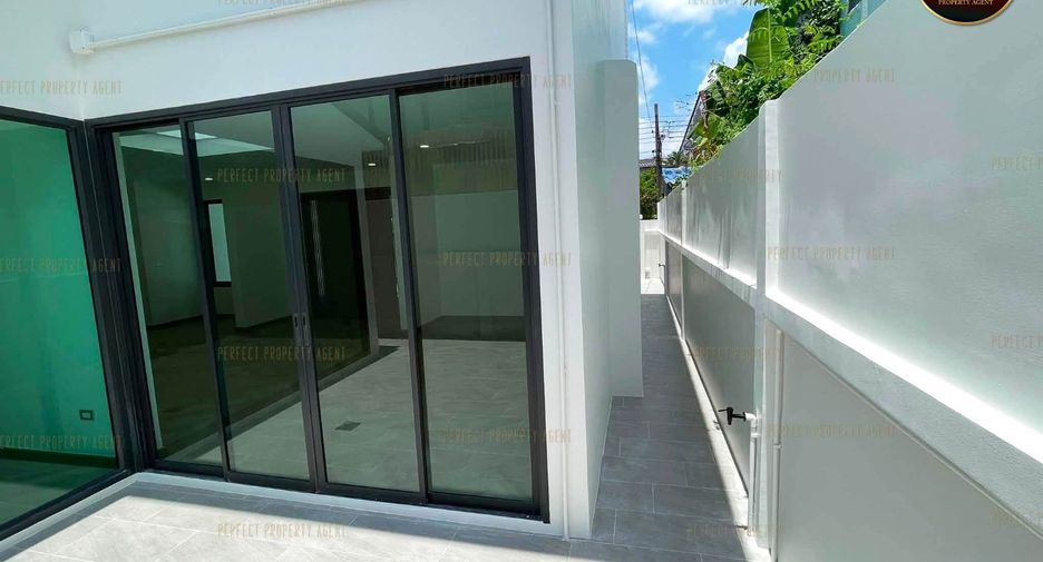 Casa en venta de 5 habitaciones en Wang Thonglang, Bangkok