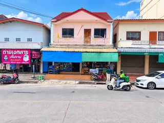 Gewerbefläche zum Kauf mit 2 Zimmer in Ban Chang, Rayong