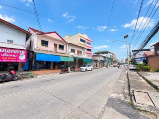 Gewerbefläche zum Kauf mit 2 Zimmer in Ban Chang, Rayong