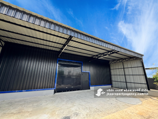 For rent warehouse in Saphan Sung, Bangkok
