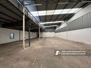 For rent warehouse in Huai Khwang, Bangkok