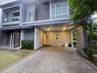 For rent 4 bedrooms house in Phasi Charoen, Bangkok