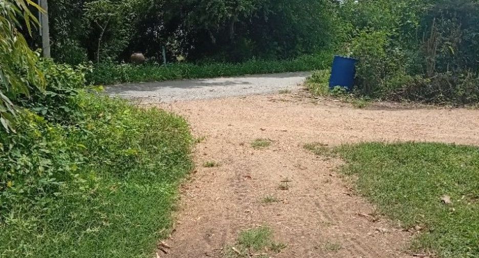 Terreno en venta en Kamphaeng Saen, Nakhon Pathom