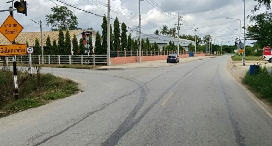 Terreno en venta en Kamphaeng Saen, Nakhon Pathom