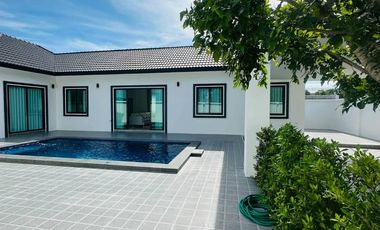 For sale 3 bedrooms villa in Bang Lamung, Chonburi