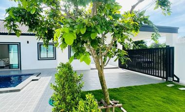 For sale 3 bedrooms villa in Bang Lamung, Chonburi