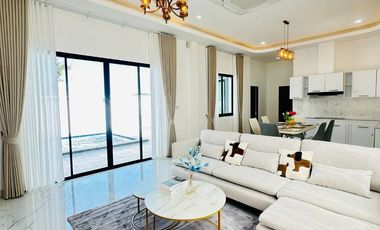 For sale 3 bedrooms villa in Bang Lamung, Chonburi