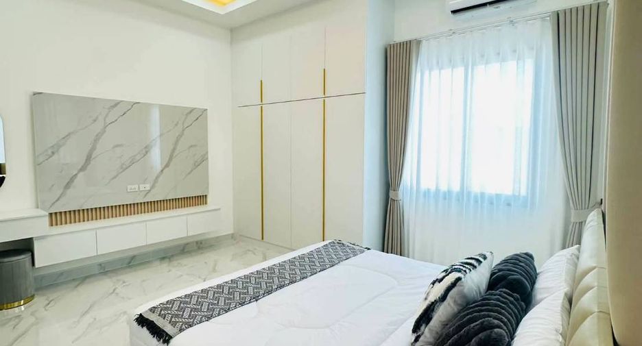 For sale 3 bedrooms villa in Bang Lamung, Chonburi