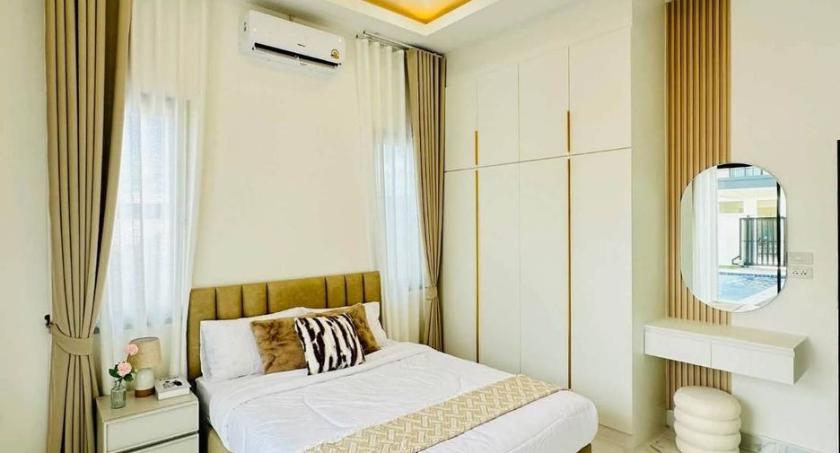 For sale 3 bedrooms villa in Bang Lamung, Chonburi